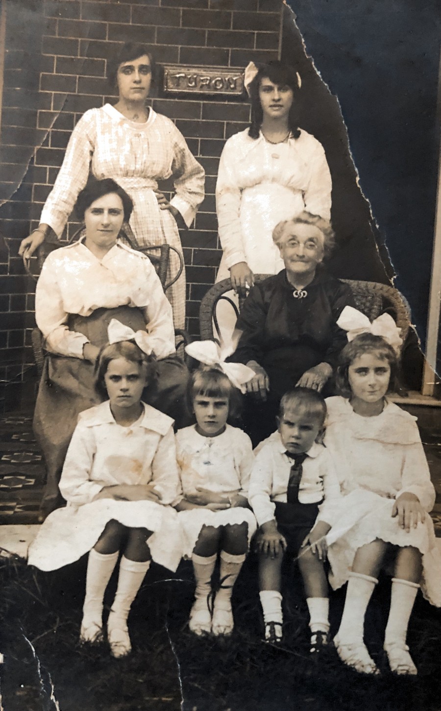 'Trewins at Turon' (Clockwise from top left) Gladys, Doris, Sarah Grace Moune (the nanny), Nellie, Ronnie, Mable, Marj and Grandma Carr (Note - Tom was absent for this photograph)
