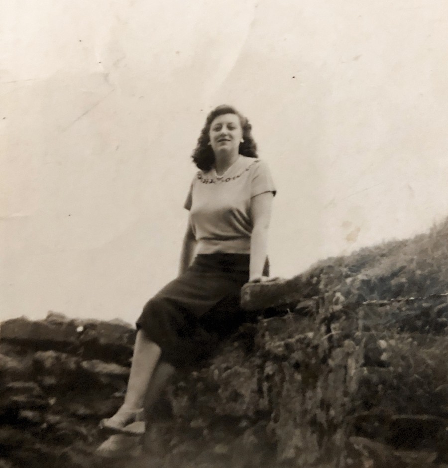 Mum, 1954, Wales