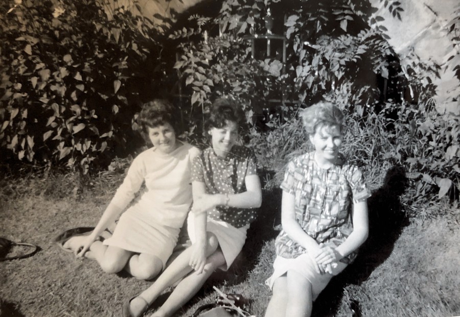 Joan, Sheila & Olive in West Brom, 1963