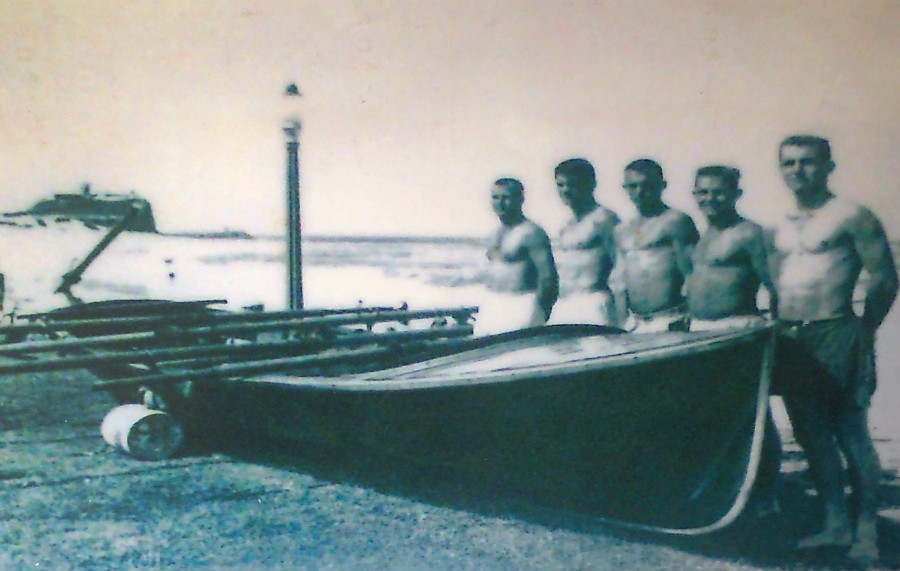 Nobby's Junior Boat crew. Second in the  Australian Championships, 1969. Held at Dickson Park.  From right to left: Doug Nye (2nd Bow), Allen Russell (Stroke Disposition in the Boat), Colin Richards (2nd Stroke), Winston Loads (Bow), Don 'Ducky' Lloyd (Sweep)   